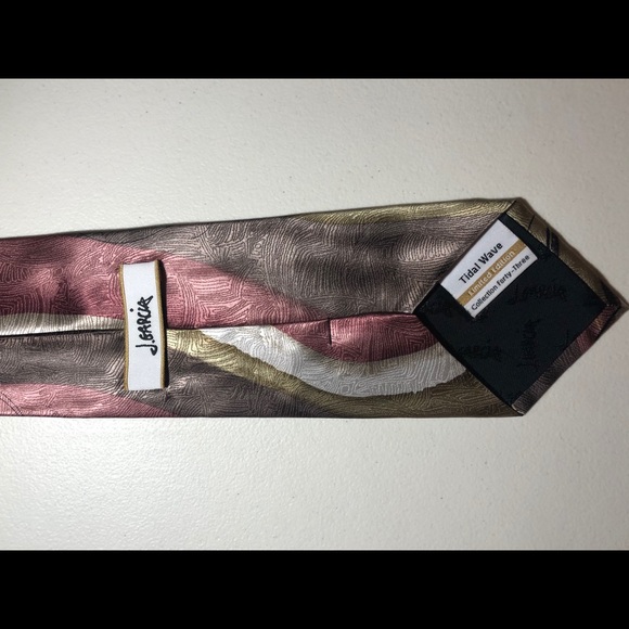 Jerry Garcia “Tidal Wave” Patterned Silk Tie - Picture 4 of 4